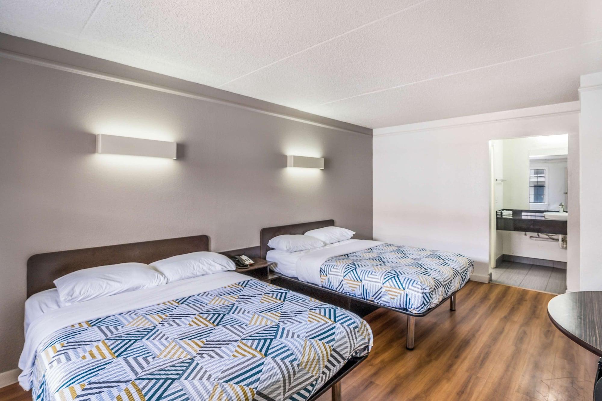 Motel 6-Dallas, Tx - Market Center Eksteriør billede